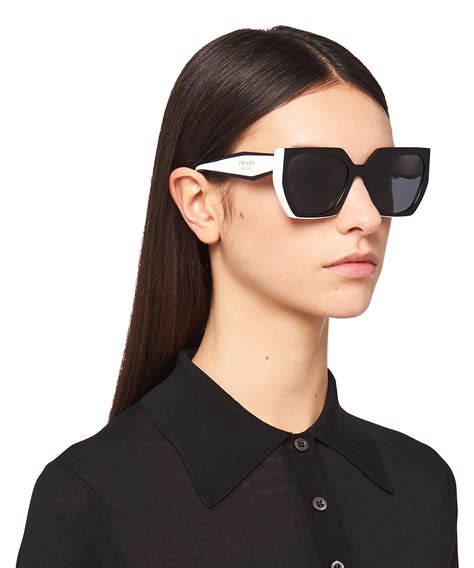 prada pr 15ws 09q5s0
